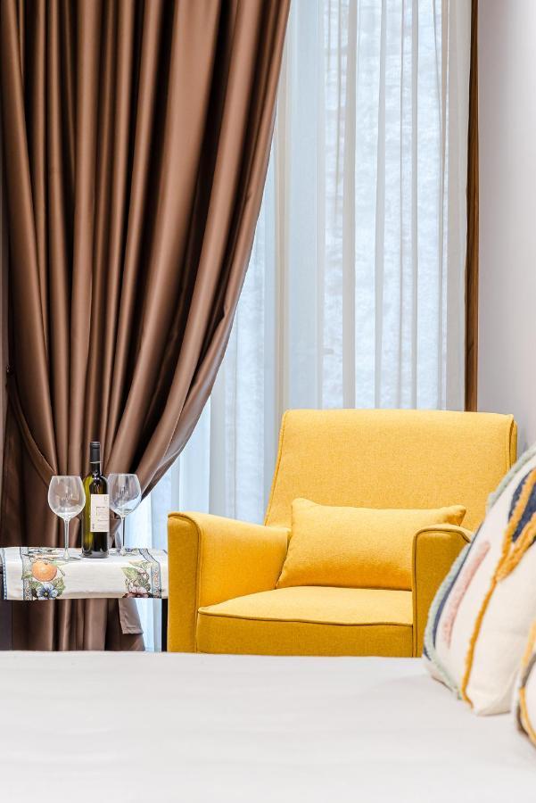 カステッラバーテ De Gulia Charme And Relax Bed & Breakfast エクステリア 写真